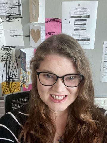drholly is Single in CANTONMENT, Florida, 6