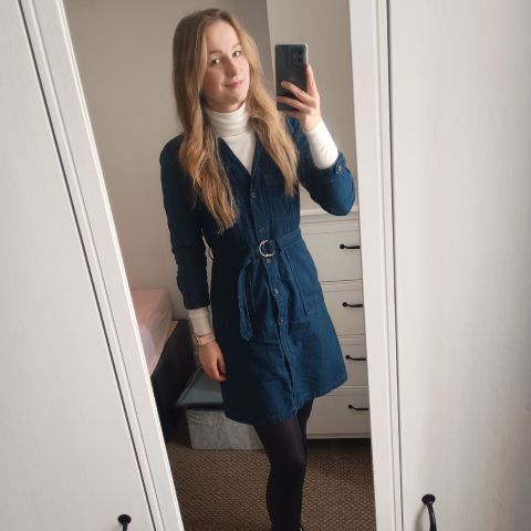 Regii is Single in Kirkcaldy, Scotland, 2