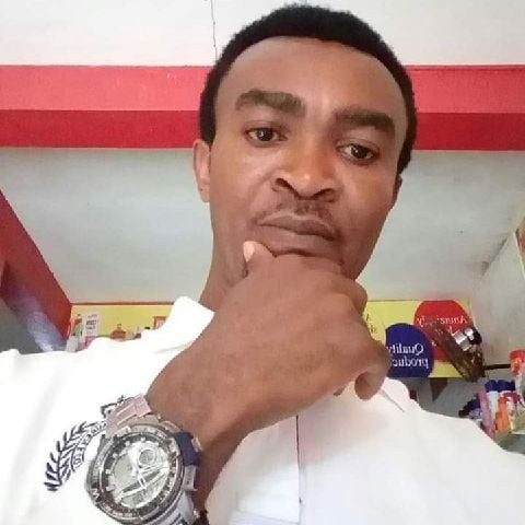 Victorsmiles is Single in , Scotland, 4
