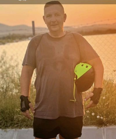 Attila77 is Single in Budapest, Pest, 2