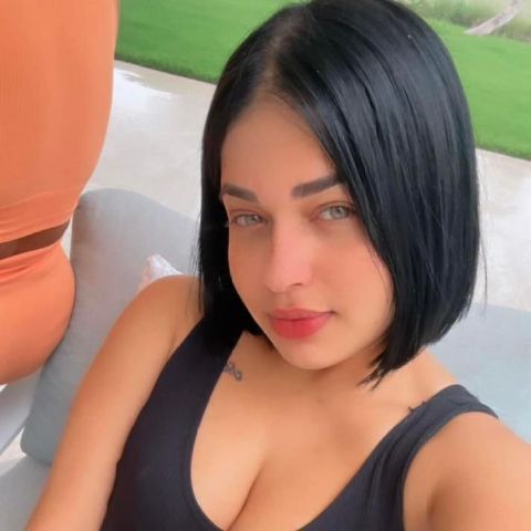 Naomy21