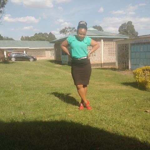 Maureen24676