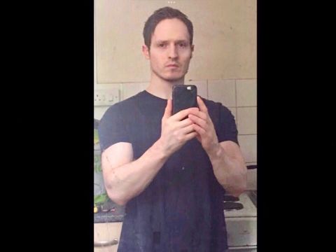 James01768 is Single in Bournmouth, England, 3