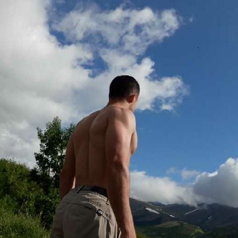 Luceroalexander is Single in Anchorage, Alaska, 3