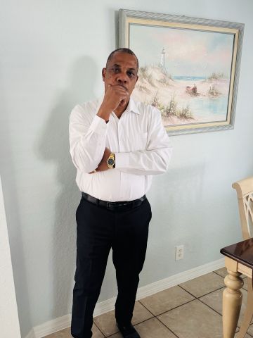 Alscott is Single in Lake Worth, Florida, 4