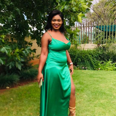 Missqueen2465