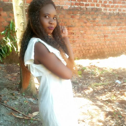 Loyce76