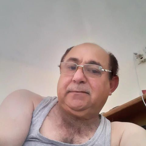 Nadeem1976