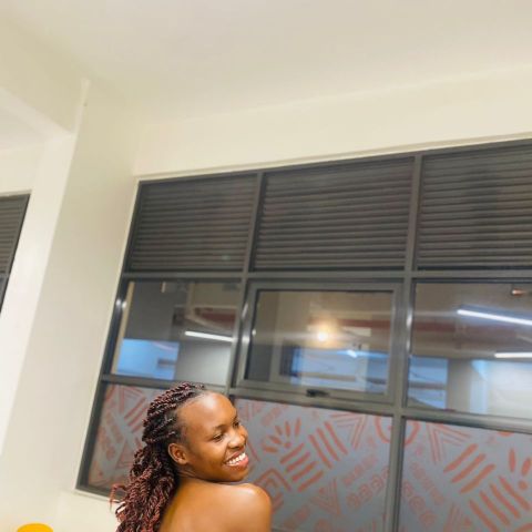 Pretty329