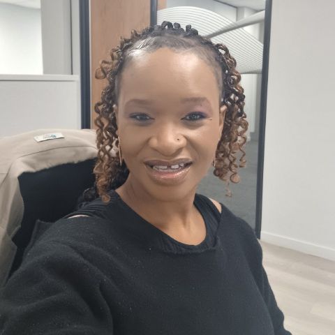 Phumelele702