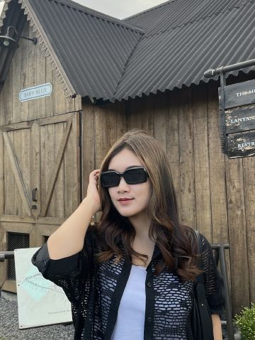 Nadya09