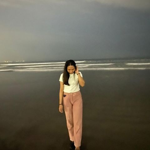 Derindelda is Single in Sanur, Bali, 5