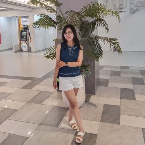 Theresiaaxela