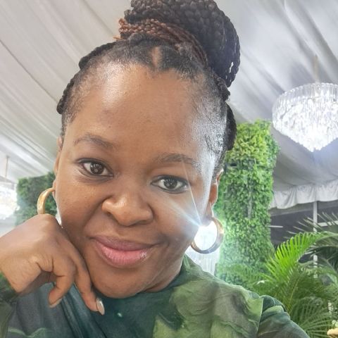 Khanyi2217