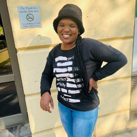 Nelisiwe29