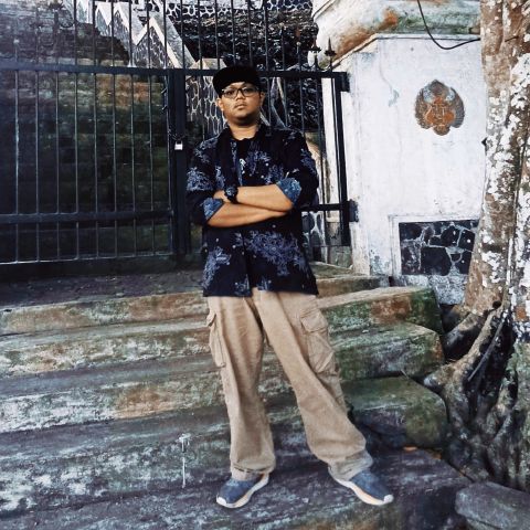 Dhimas98