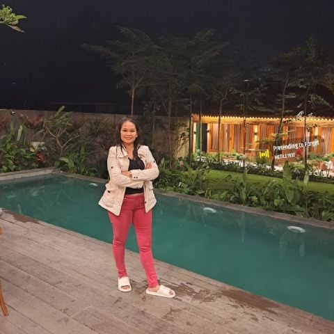 Debby28