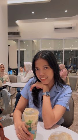 NellyNainggolan23