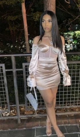 Gina977