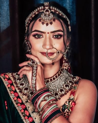 Aniyaa_Aradha