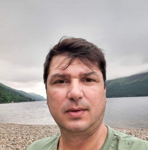 CostelC is Single in Oldham, England, 2