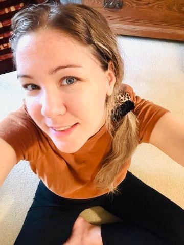 Kaylynne14 is Single in Anaheim, California, 5