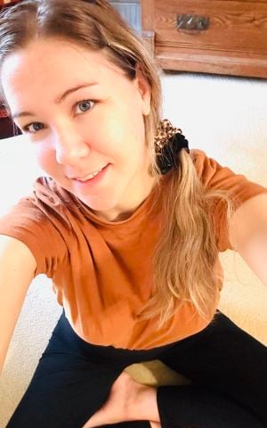 Kaylynne14 is Single in Anaheim, California, 5