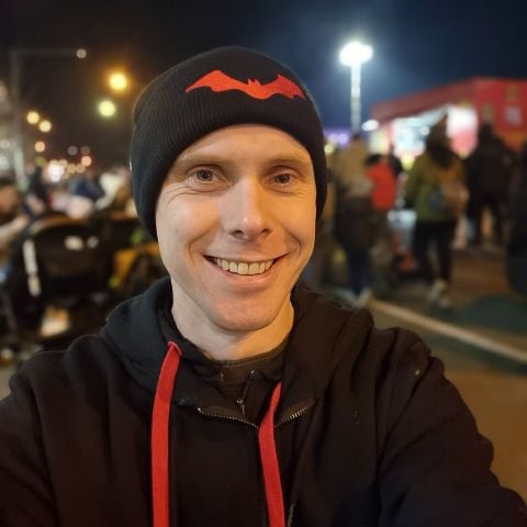 Stuie is Single in Wyndham Vale, Victoria, 7