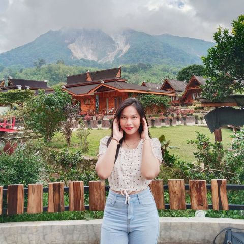 Christintbtha_