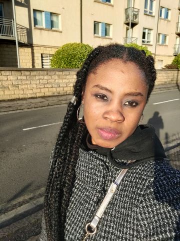 Augustae is Single in Edinburgh, Scotland, 2