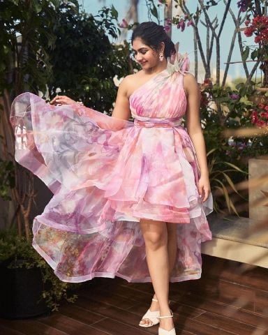 Anjali10