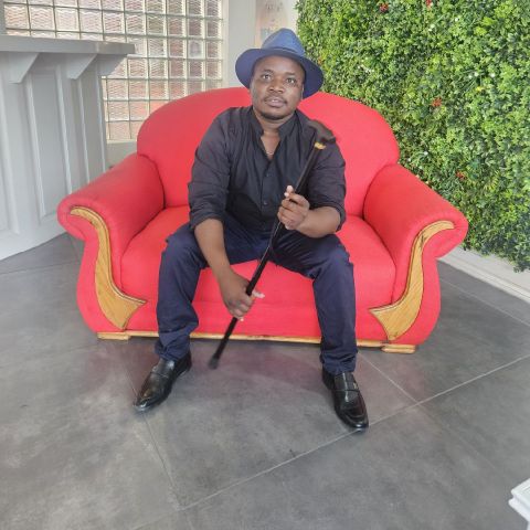 Rhulani7