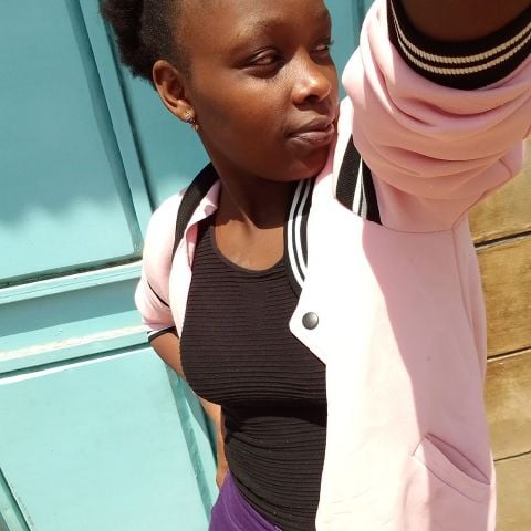 Esther3647
