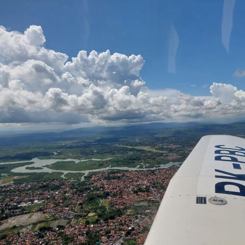 cloudsurfer320