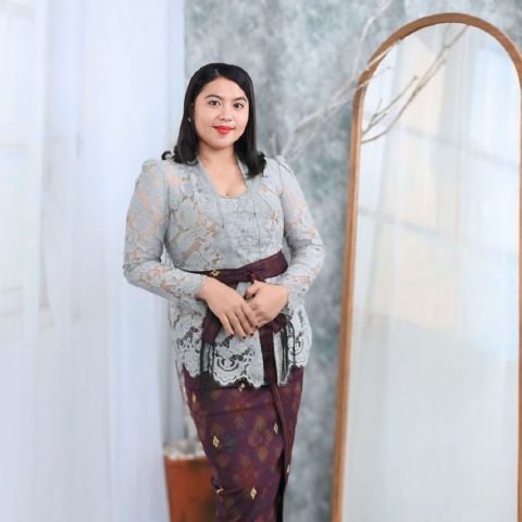 noviaprianti24