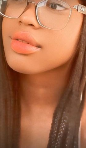 Mayelin24