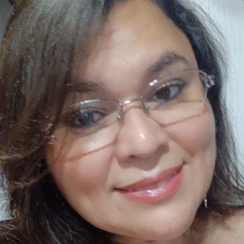 Julia1972 is Single in Ravenna, Nebraska, 2