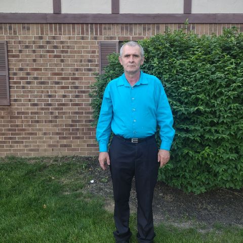 Earlybird46060 is Single in Noblesville, Indiana, 3