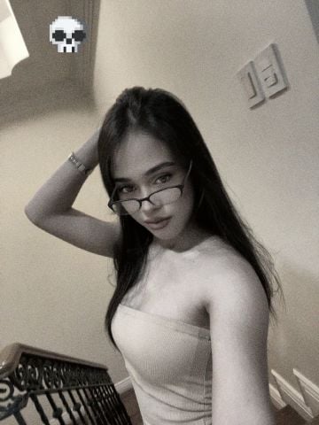 RoseLyn16