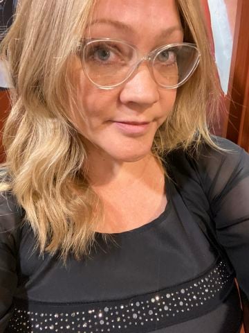 amanda_77 is Single in Newburgh, Indiana, 2