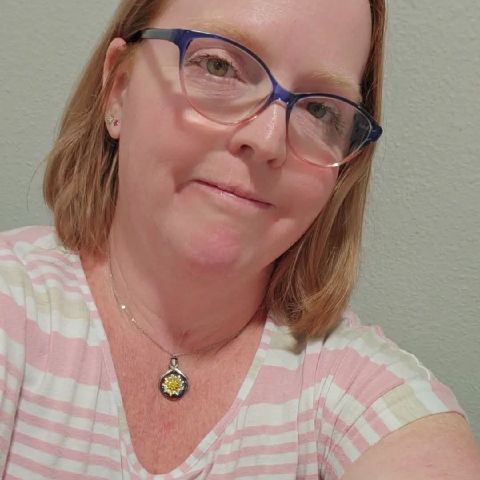 Crystallt1984 is Single in Valrico, Florida, 3