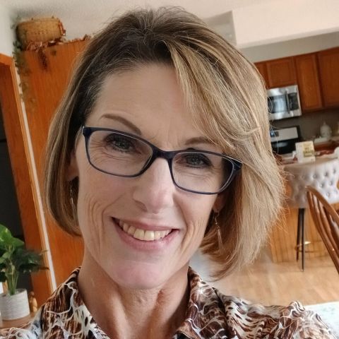 Tricia1225 is Single in White Cloud, Michigan, 5