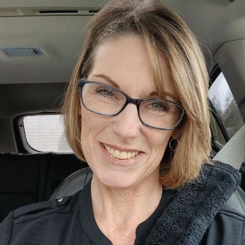 Tricia1225 is Single in White Cloud, Michigan, 7