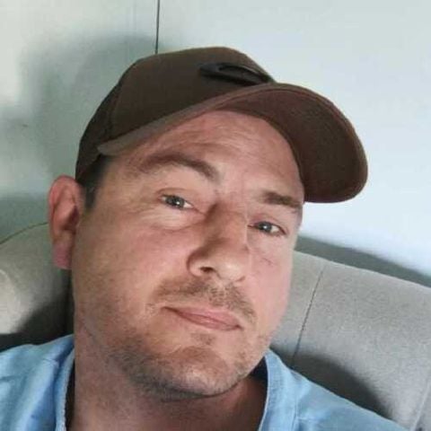 Aaron8369