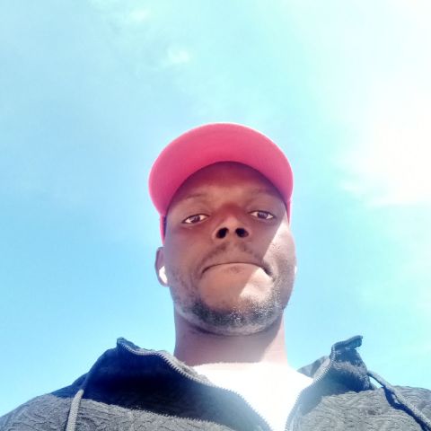 Gilbertchuk55 is Single in Tripoli, Murzuq, 1