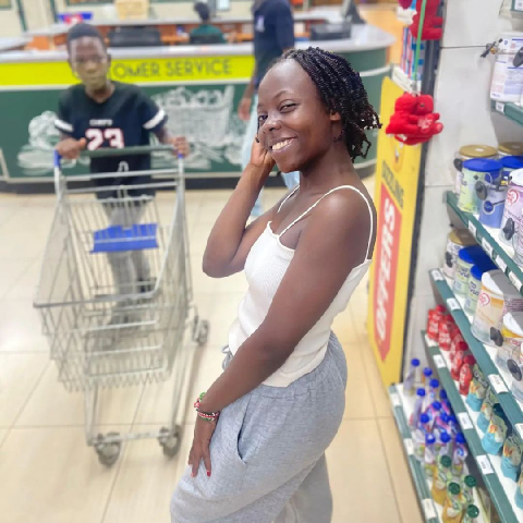 Vanessaayako