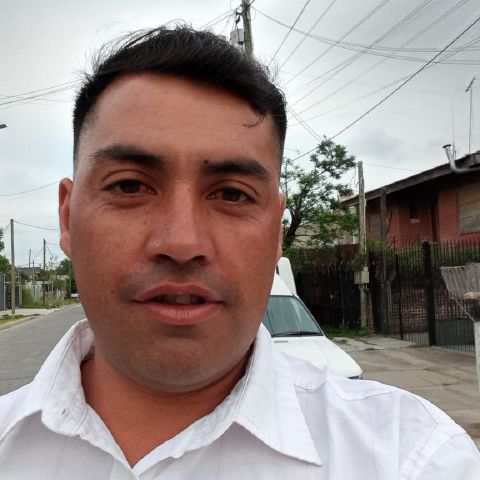 Alfredo37 is Single in Tigre, Buenos Aires, 4