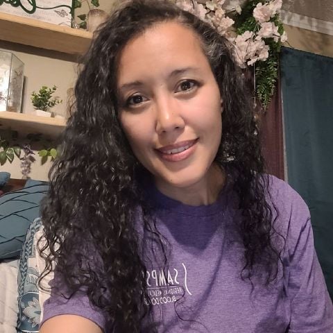 Angie13579 is Single in Clinton, North Carolina, 4