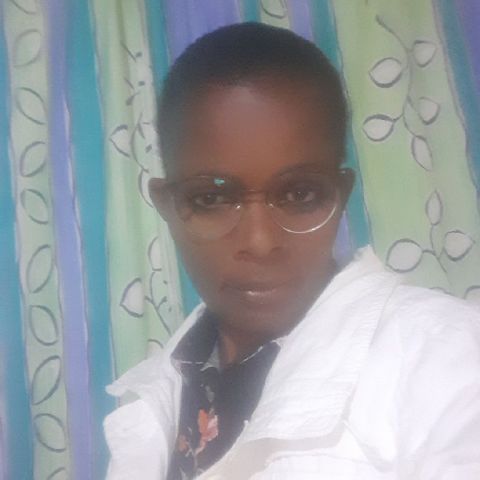 Jacqueline38