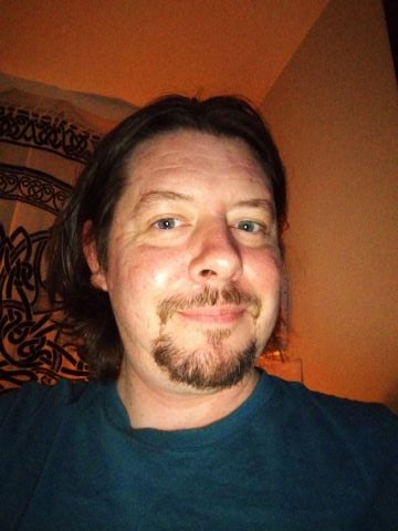 AzureSong is Single in Inverness, Scotland, 2